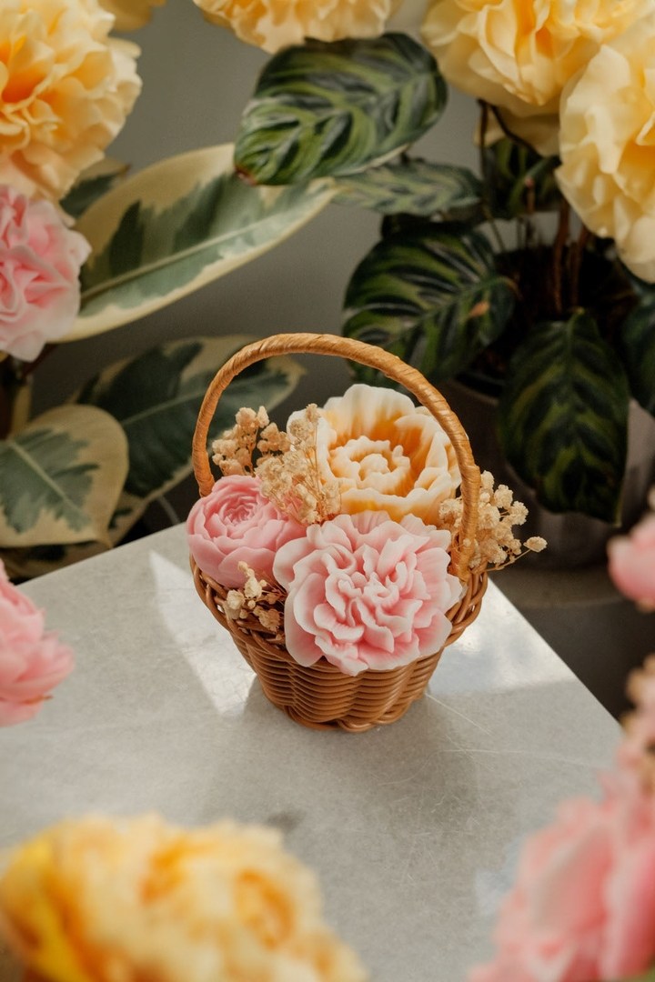 Esther - Floral Basket Candle